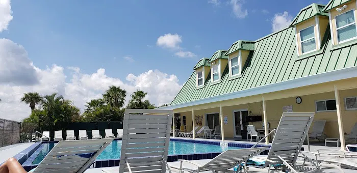 Juno Ocean Walk RV Resort 5