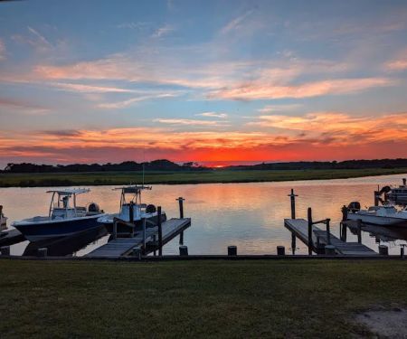 Steamboat Landing LLC