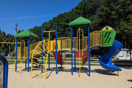 Tall Pines Campground Resort