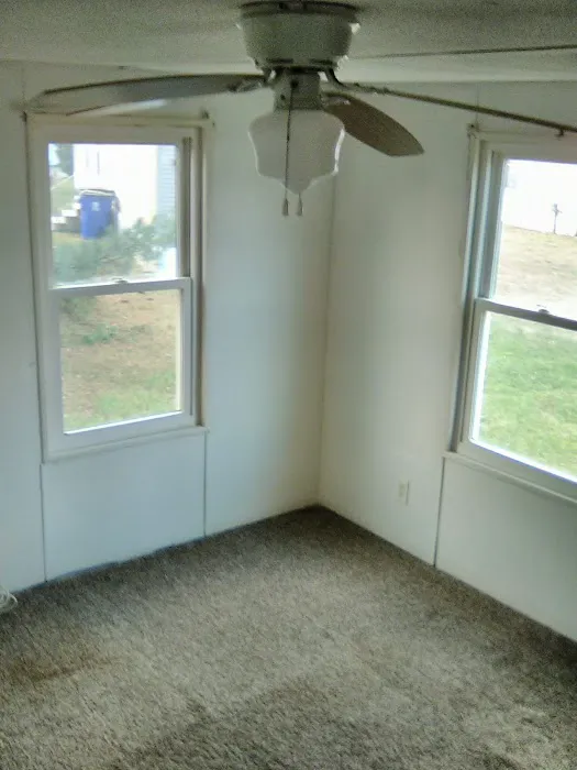 Pinewood Acres Mobile Home Pk 4