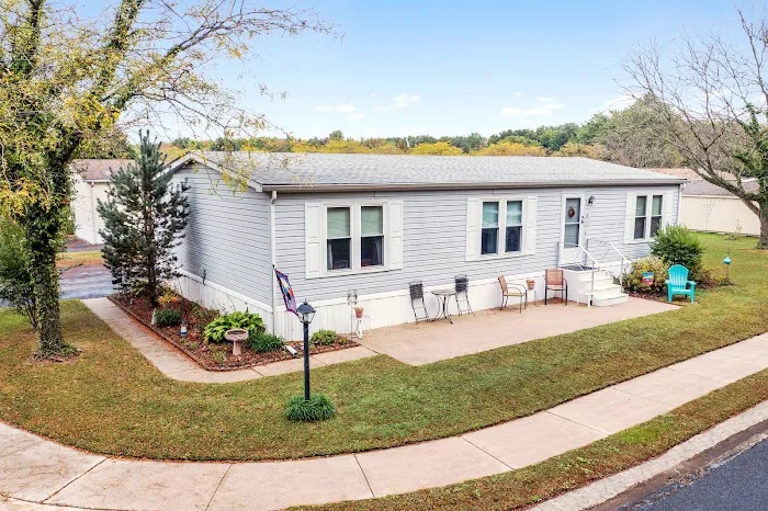 Ridgewood Manor Manufactured Home Community 8