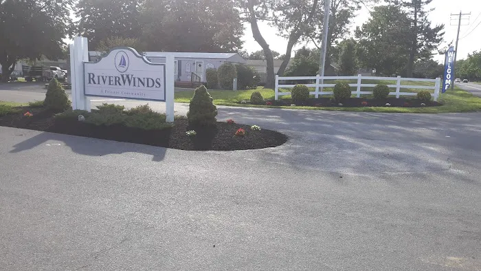 RIVERWINDS 1