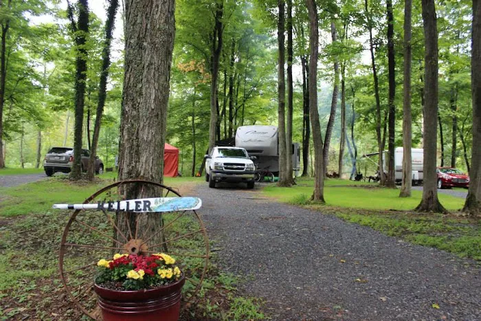 Lazy Dayz Riverfront Campground 2