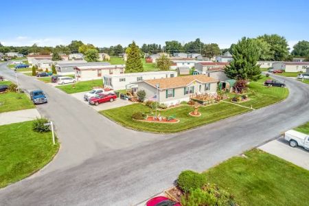 New Oxford Commons Manufactured Home Community