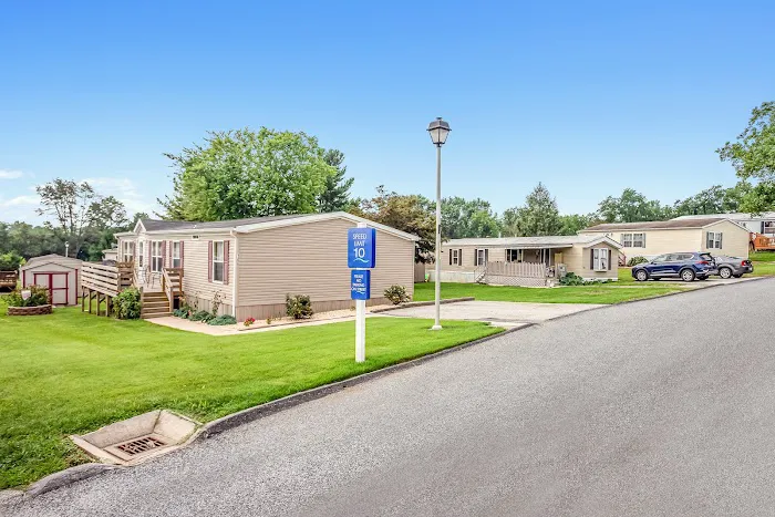 New Oxford Commons Manufactured Home Community 8