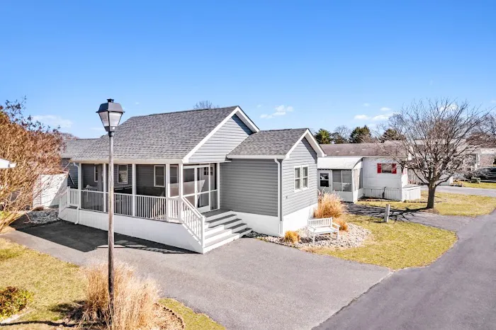 Colonial East Manufactured Home Community 6