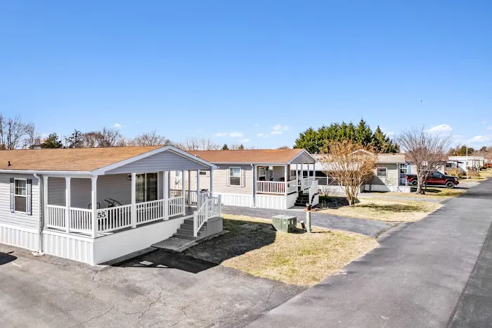 Colonial East Manufactured Home Community 7