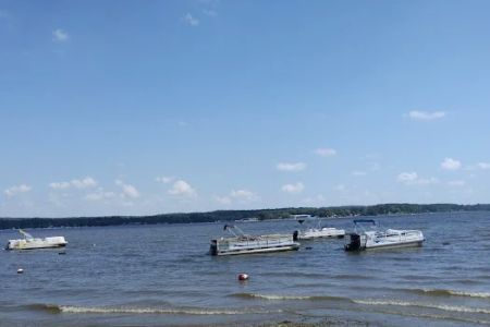 Holloway Beach