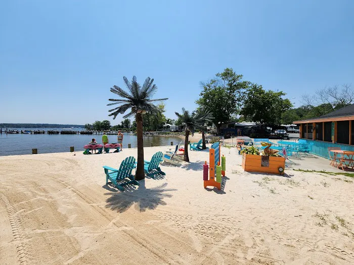 Charlestown Manor Beach And Campground 6