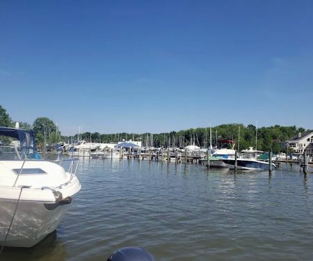 Charlestown Manor Beach And Campground