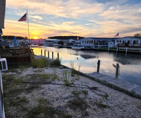 Mariner's Cove