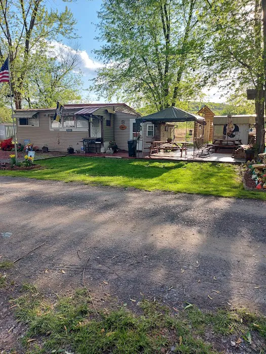 Bowser's Riverfront Campground 3