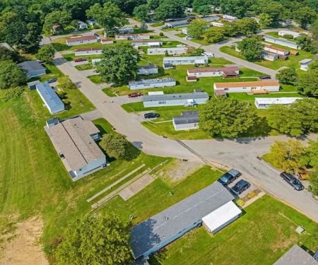 Deer Lakes Manufactured Home Community
