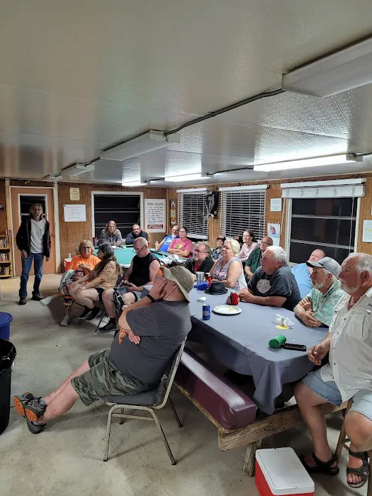 Barlow's RV and Fish Camp 9