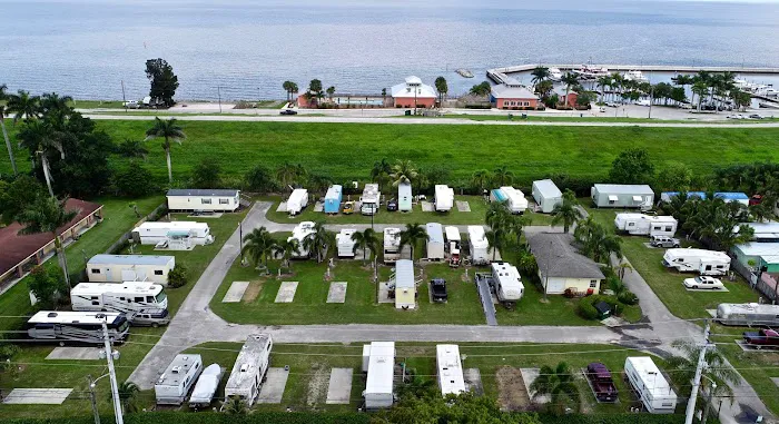 Pahokee Beach RV Resort 1