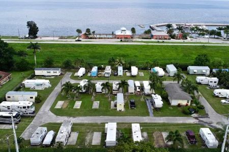 Pahokee Beach RV Resort