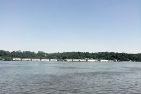 Conowingo Mobile Home Court