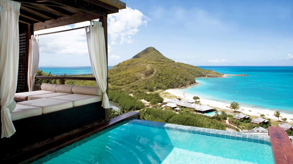 How to Plan a Luxury Travel Vacation in the Caribbean: Expert Tips and Ideas