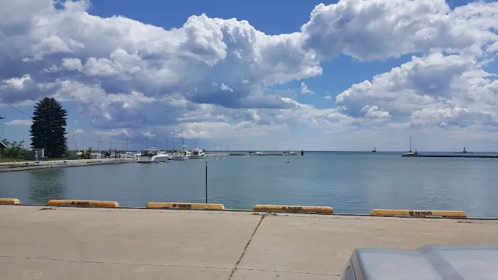 MWR Navy Great Lakes RV Campground 4