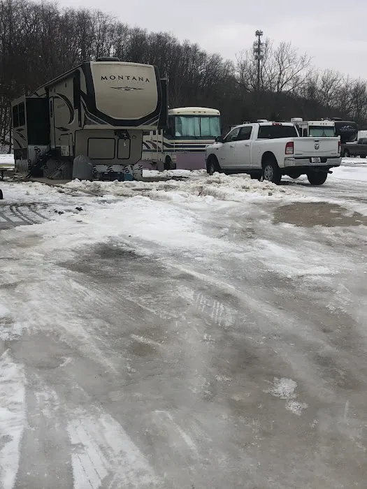 MWR Navy Great Lakes RV Campground 8