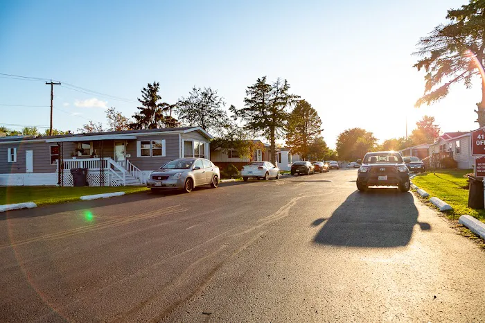 Queens Estates 8
