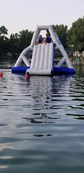 Lakeshore Camp Resort 2
