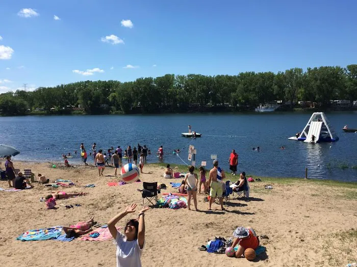 Lakeshore Camp Resort 9