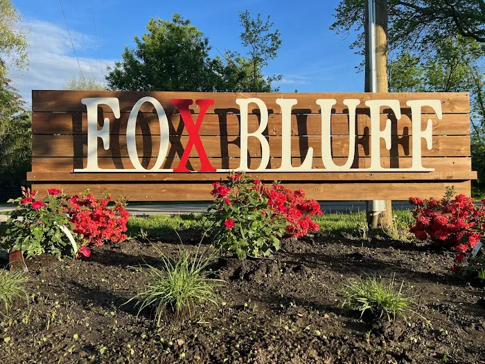 Fox Bluff Cottages & RV 10