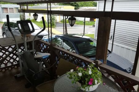Maple Crest Manor Moble Home Office