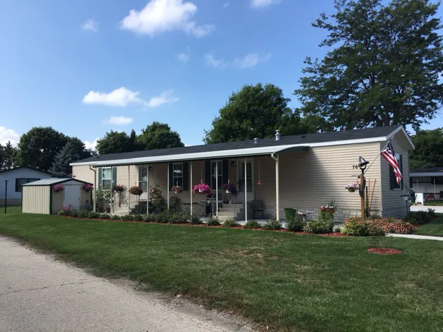 Oakdale Estates Mobile Home Park 10