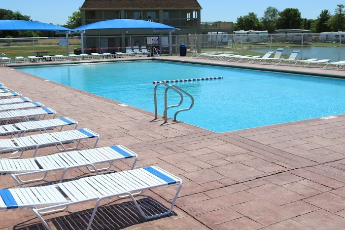 Leisure Lake Membership Resort 2