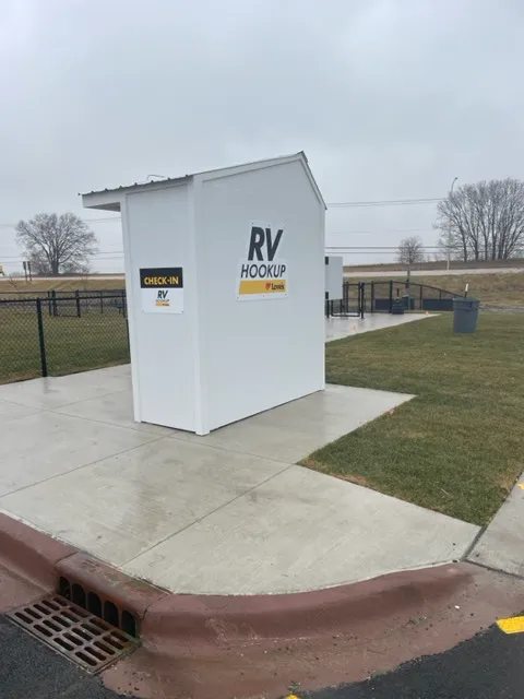 Love's RV Hookup 3