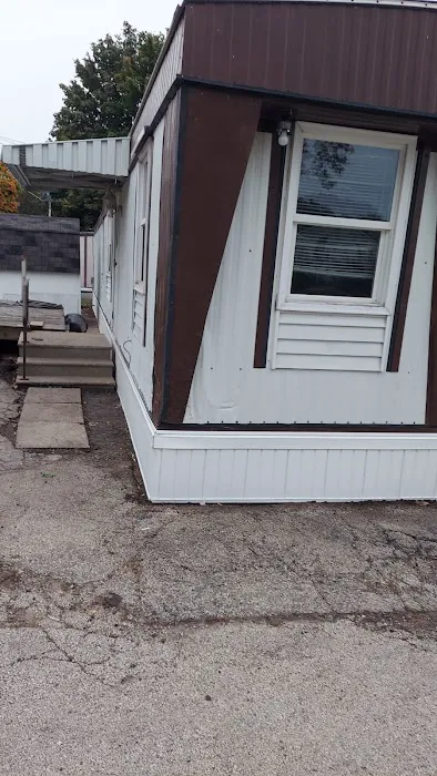 Maple Leaf Mobile Home Park 4