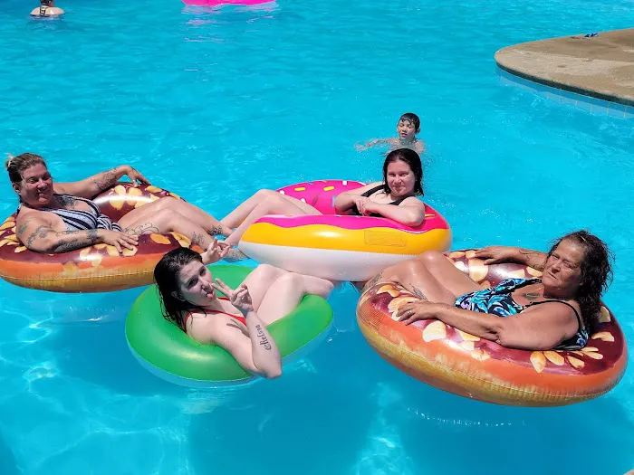 Lake Holiday 2