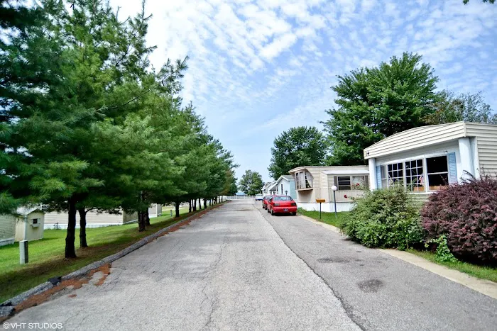 Lakeside Manor Manufactured Home Community 2
