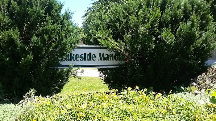 Lakeside Manor Manufactured Home Community 1