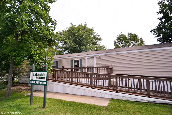 Lakeside Manor Manufactured Home Community 8