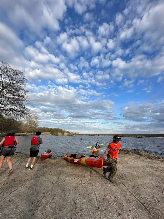 KAYAK STARVED ROCK CAMPGROUND 4