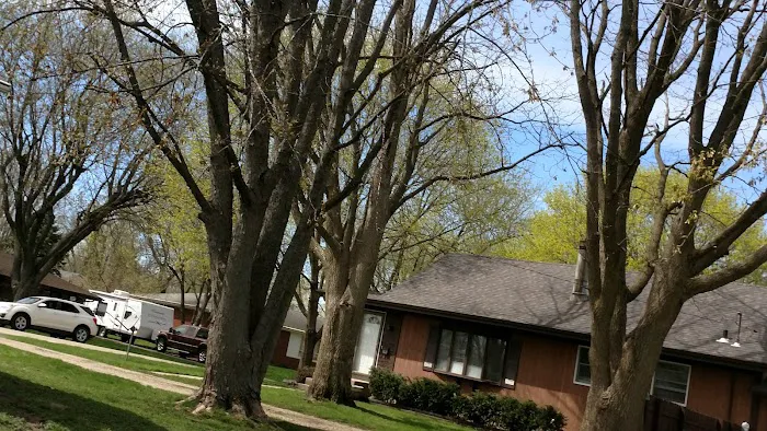 Mendota Mobile Home Community 6
