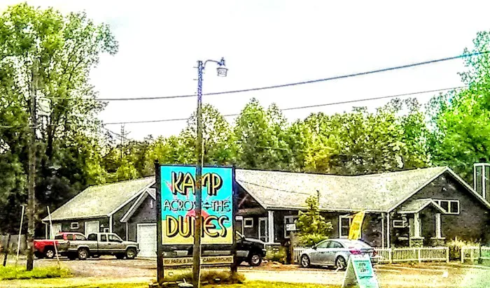 Kamp Across From the Dunes 1