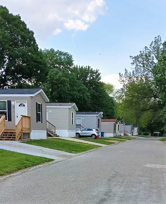 Lake Bluff Mobile Home Park 3