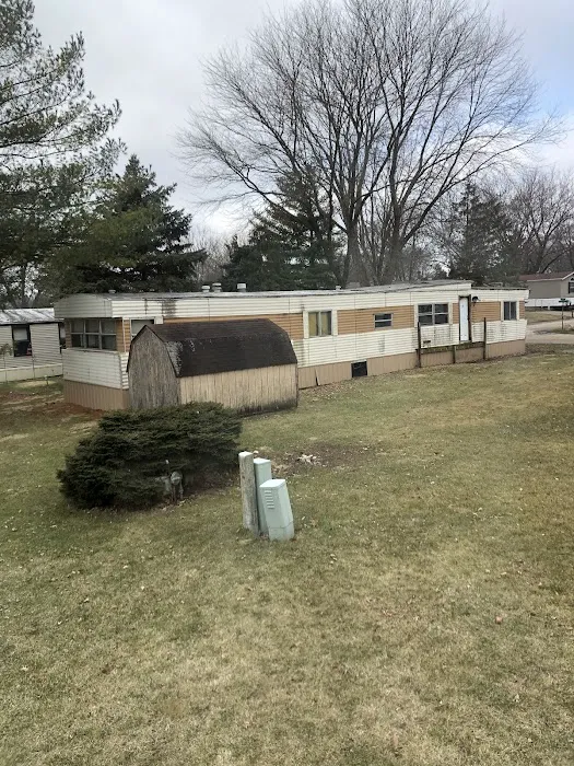 Knollwood Estates Mobile Home 1