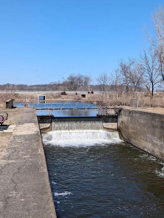 Hennepin Canal Lock 11 - campground 7