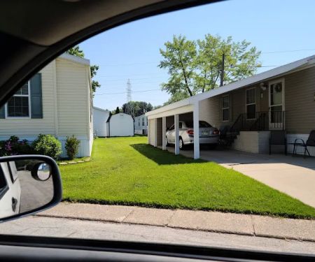 Glen Aire Manufactured Home Community