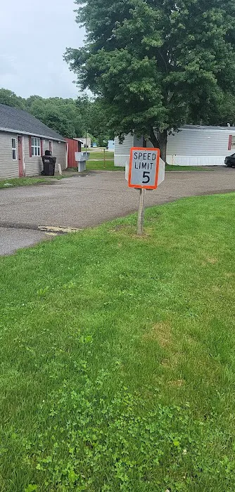 Country Acres MHC 1
