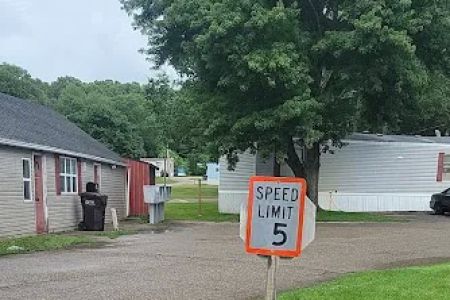 Country Acres MHC