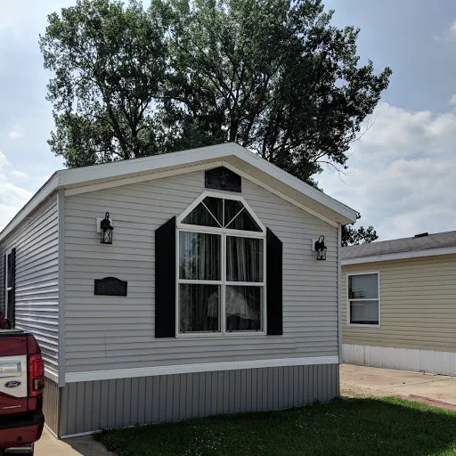 Meadows of Bloomington Manufactured Housing Community 8