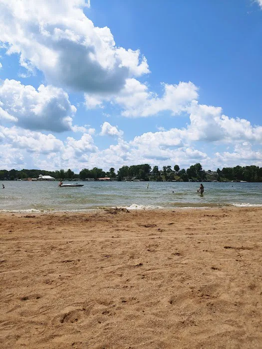White Oaks on the Lake RV Resort 1