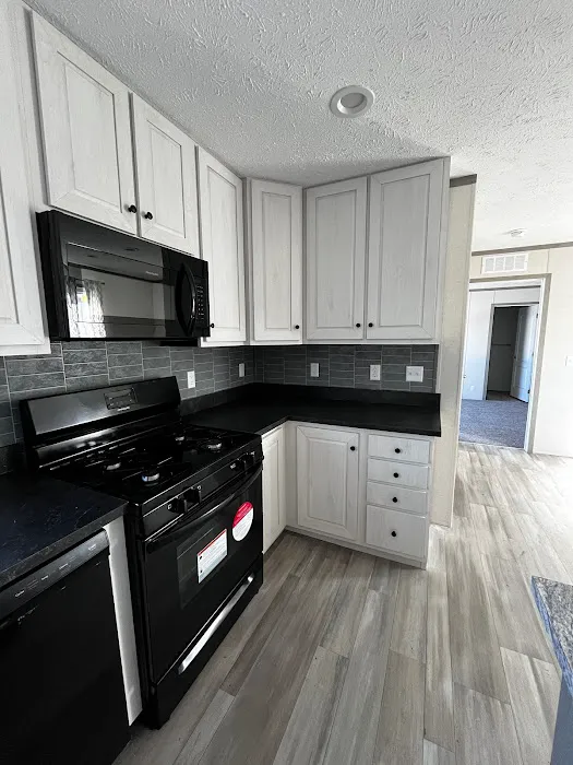 Point West Manufactured Home Community 8