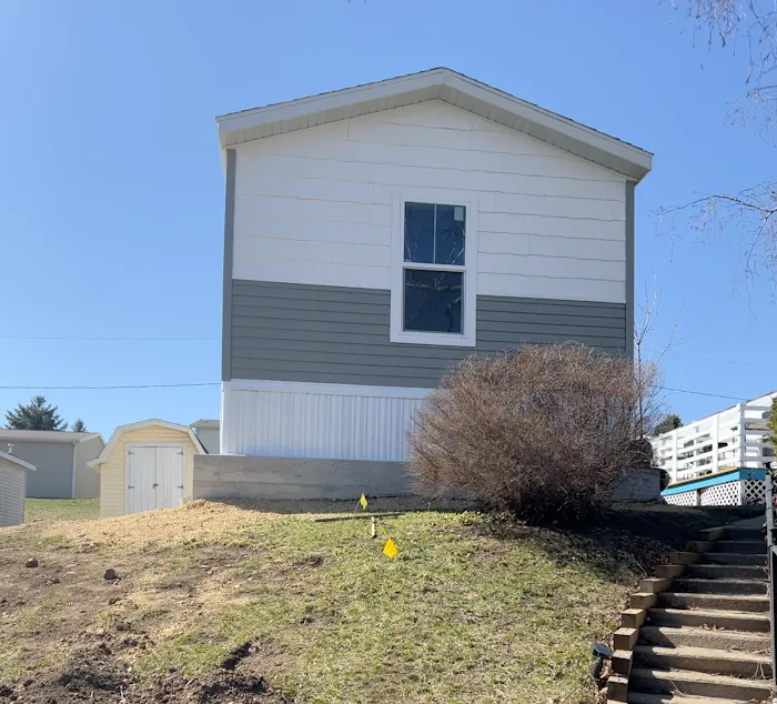 Blue Mounds Mobile Home Community 10